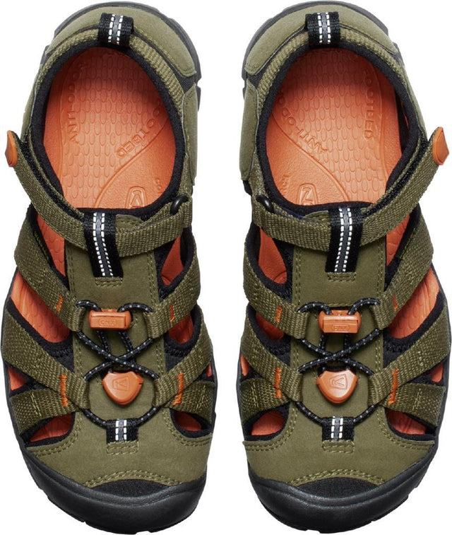 Seacamp II Cnx Y-Dark Olive/Gold Flame