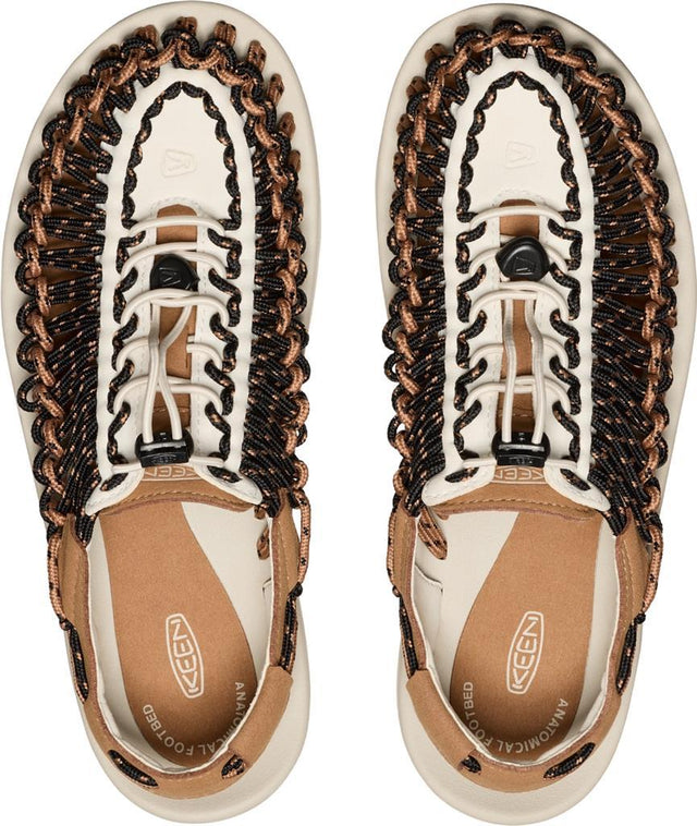 Uneek M-Black/Chipmunk