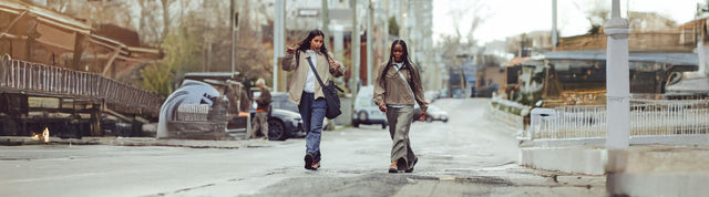 Scarpe KEEN Jasper Zionic da donna, sneaker lifestyle urbana con ispirazione outdoor, perfette per comfort e stile in città.