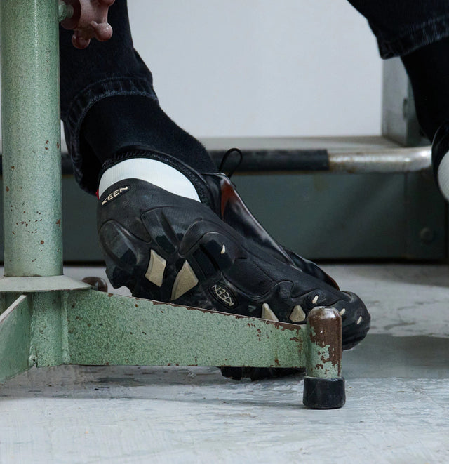 Dettaglio KEEN x PHILEO Targher con suola tecnica e struttura visibile, progettata per stabilità e grip