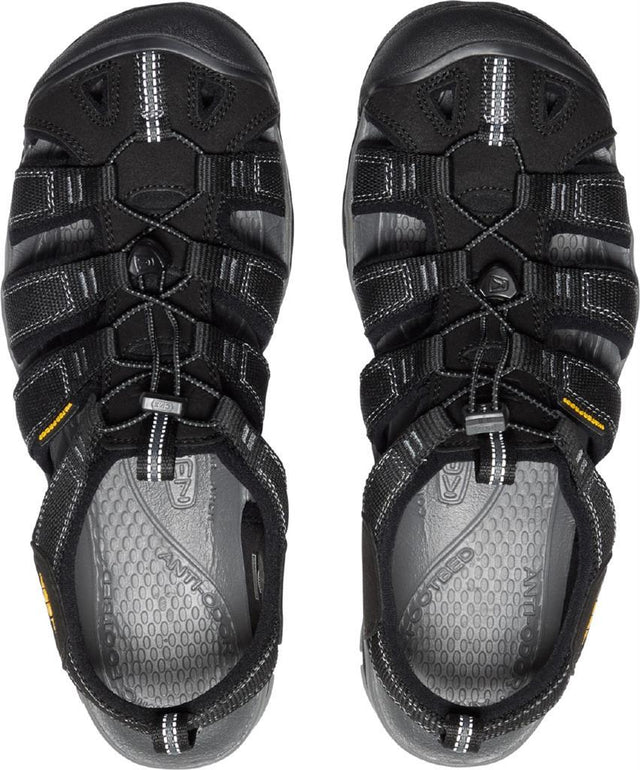 Clearwater Cnx M-Black/Gargoyle