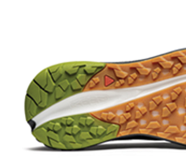 Tallone della scarpa trail running KEEN ROAM con ammortizzazione equilibrata e struttura stabile, ideale per allenamenti quotidiani su terreni variabili.