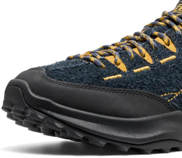 Dettaglio tomaia e sistema di allacciatura della sneaker KEEN Jasper Zionic, design outdoor ispirato al trail