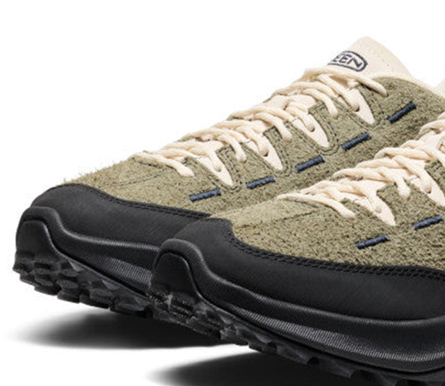 Dettaglio tomaia e sistema di allacciatura della sneaker KEEN Jasper Zionic, design outdoor ispirato al trail